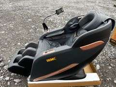 Unused 2025 IR IRMC MASSAGE CHAIR