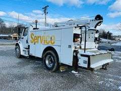 2011  FREIGHTLINER  M2 106  Mechanics Truck