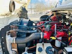 2011  FREIGHTLINER  M2 106  Mechanics Truck