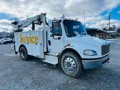 2011  FREIGHTLINER  M2 106  Mechanics Truck