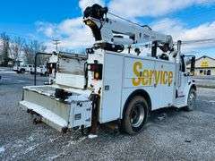 2011  FREIGHTLINER  M2 106  Mechanics Truck