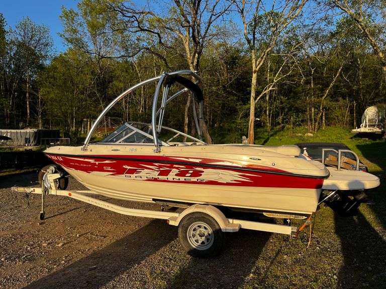 2010 BAYLINER F85 FLIGHT SERIES Sport Boat
