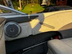 2010 BAYLINER F85 FLIGHT SERIES Sport Boat