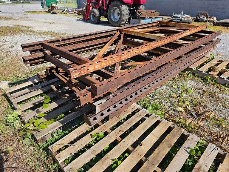 Lot of Pallet Racking