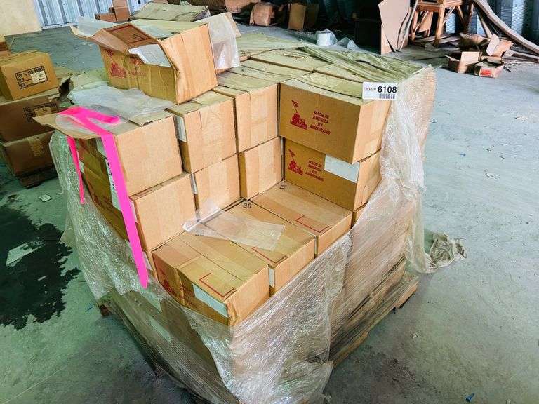 Pallet of new poly shipping bags