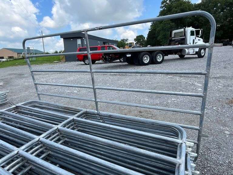 NEW RANGE 10’x6’x1” Corral Panel