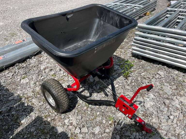PRECISION Pull Type Spreader