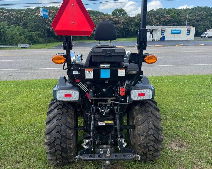 ITL  Summit TX25  Hydrostatic  Farm Tractor