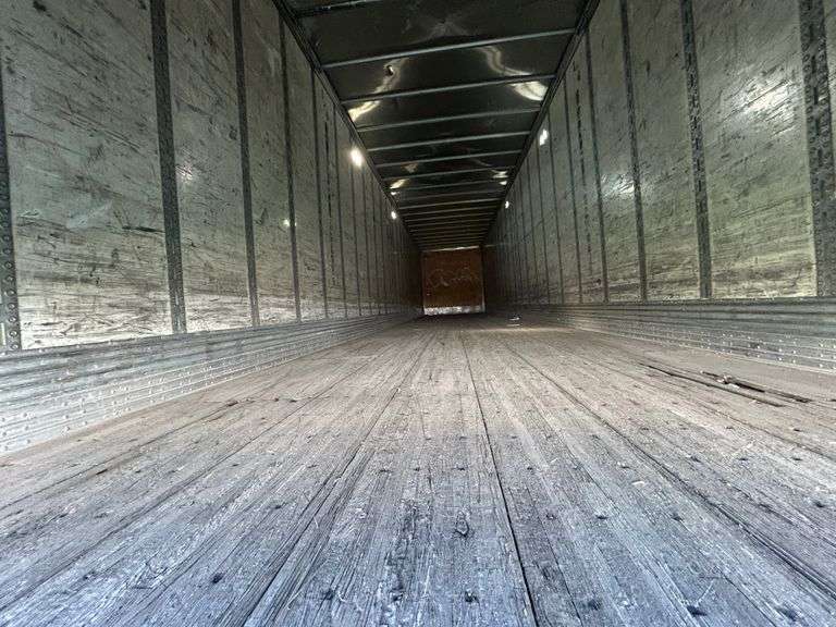 2005 Wabash 48 Ft X 102 T/A Van Trailer