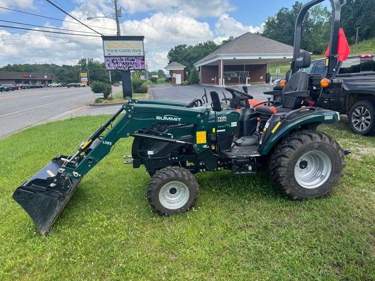 ITL  Summit TX25  Hydrostatic  Farm Tractor