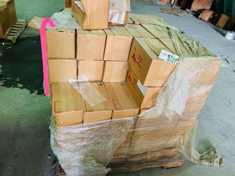 Pallet of new poly shipping bags