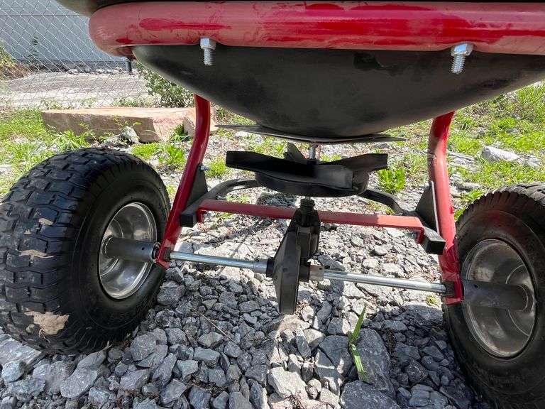 NEW PRECISION Pull Type Spreader