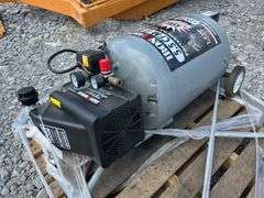 Unused IRON HORSE 1.5 HP / 20 Gal. Air Compressor