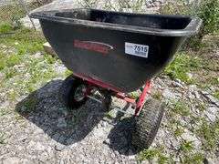 NEW PRECISION Pull Type Spreader