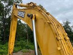 1998  John Deere  450LC  Hydraulic Excavator