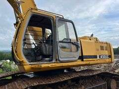 1998  John Deere  450LC  Hydraulic Excavator