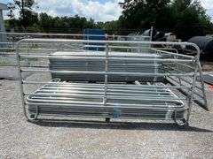 NEW CO-OP 10’x5’ Corral Panel