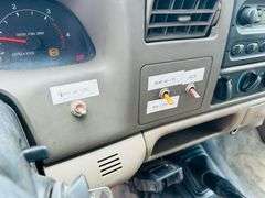 2001  FORD  F-550 XL SD  S/A  Flatbed Truck