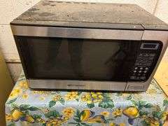 Break Room Contents, Refrigerator, Table & Chairs, Microwave, Shelves, Refrigerator