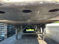 2017  STOUGHTON  S/A  28’  Van Trailer
