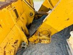 2005  CAT  953C  Crawler Loader