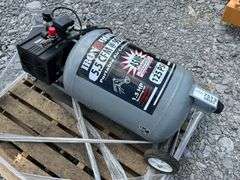 Unused IRON HORSE 1.5 HP / 20 Gal. Air Compressor