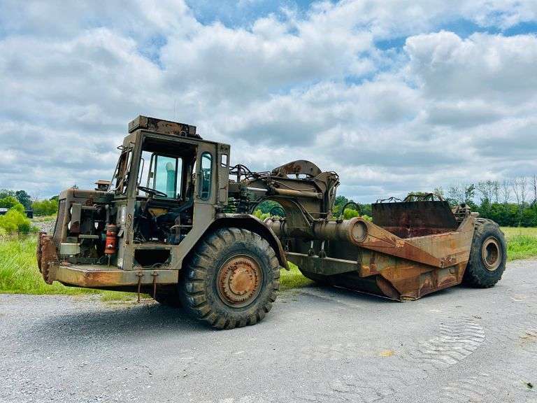 1982  CAT  621B  Motor Scraper