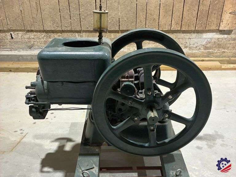 Fairbanks-Morse Z Style B Hit & Miss Stationary Engine
