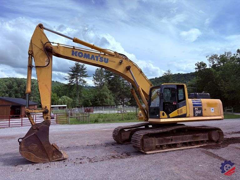 2014  Komatsu  PC360LC-10  Hydraulic Excavator