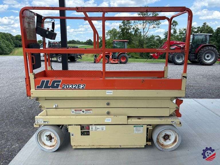 2001 JLG 2032E2 Electric Scissor Lift