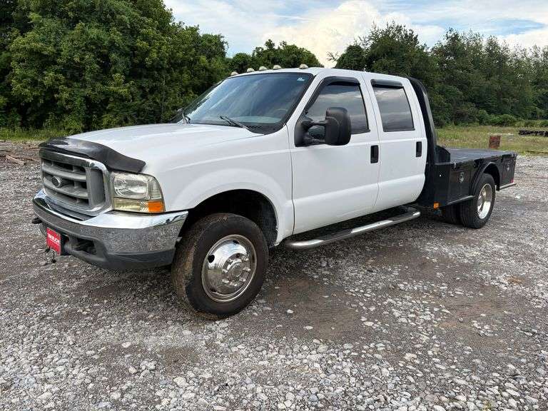 2000 Ford F-550 Super Duty Crew Cab Dually Flatbed Truck