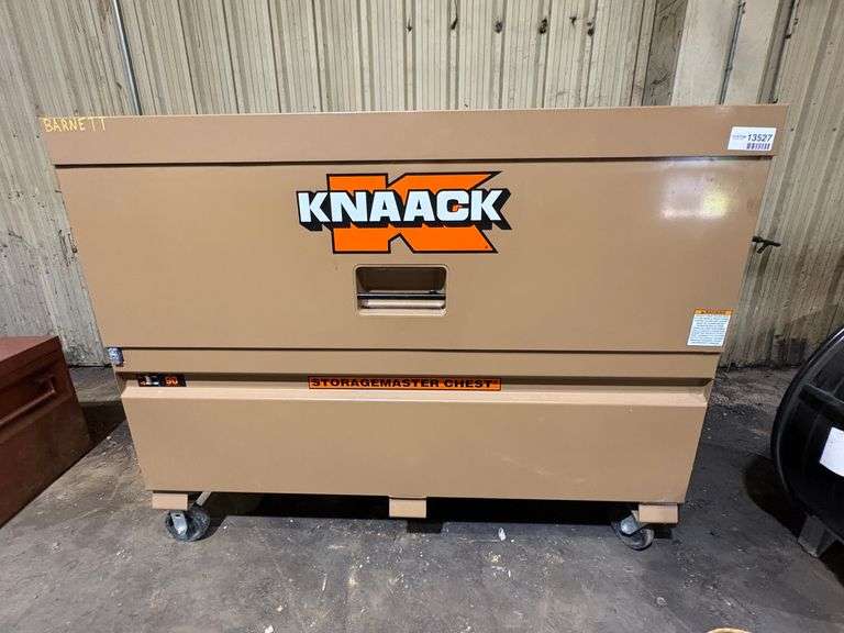 Knaack JobBox Model 90 Storagemaster Chest, 72-Inch