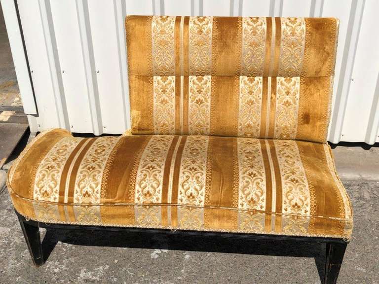 Antique Chase Lounge