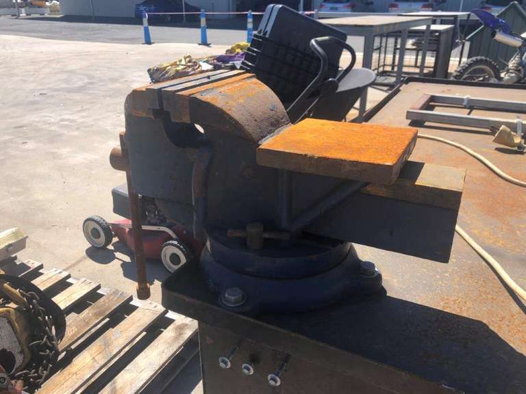 Steel Workbench and Vice