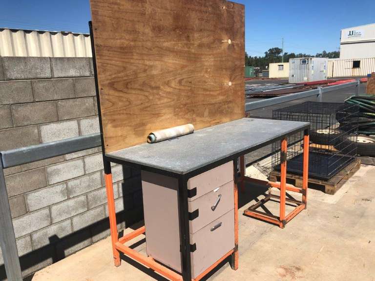 Workshop Bench and Backboard