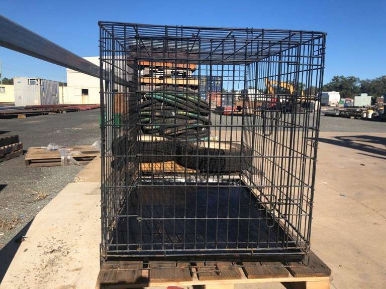 Pet Cage c/w slide out floor