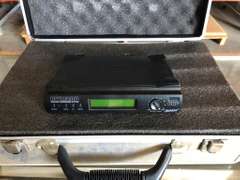 Ashton AWM200 Wireless Microphone System