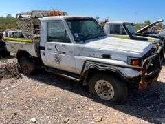 2006 Toyota Landcruiser HZJ79R Utility