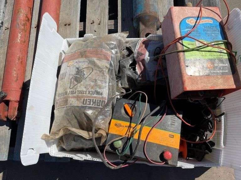 Electric Fencing Equipment, Trailer Axle and Hydraulic Rams