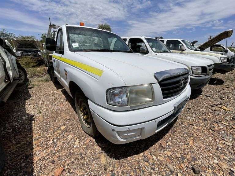 2003 Mazda Bravo 2600  F Utility Trayback