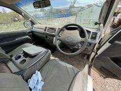 2007 Toyota Hiace 200 Van