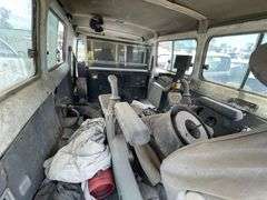 2004 Toyota Landrcuiser HZJ78R Troopcarrier (NO ENGINE
