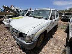 2004 Toyota Hilux LN147R Crew Cab
