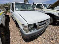2004 Toyota Hilux LN147R Crew Cab