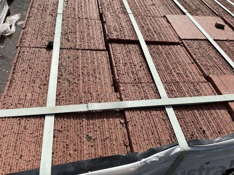 Pallet Textured Bricks