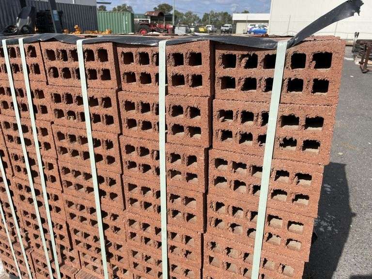 Pallet Textured Bricks