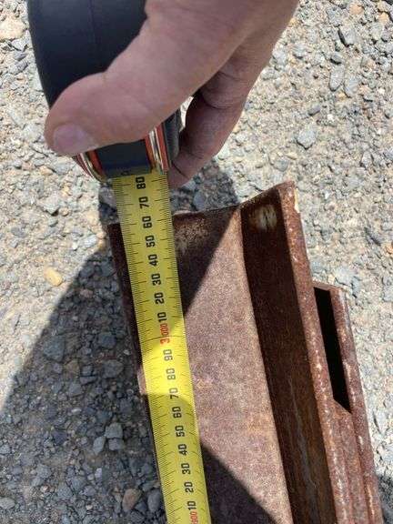 3x 3060mm Lengths 70x70mm Angle - 5mm