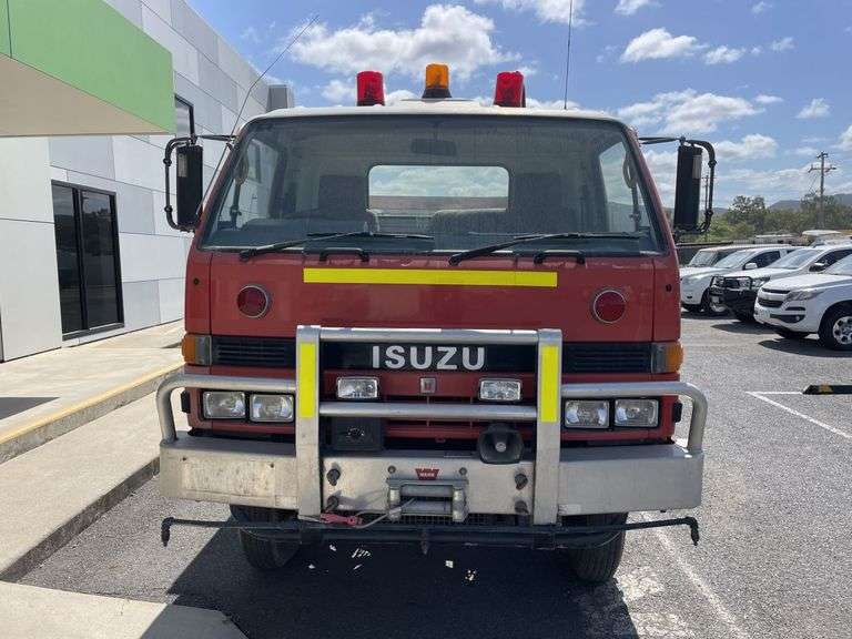 1994 Isuzu NPS59 Fire Truck