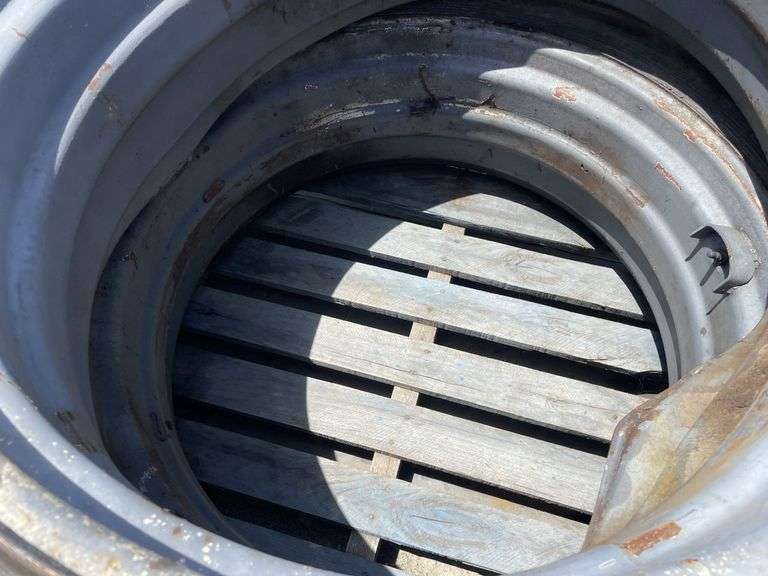 2x Tractor Tyres - 1x damaged