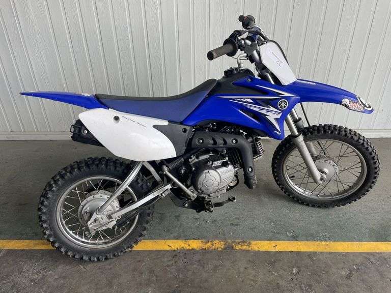 Yamaha TTR 110E Childrens Motorbike & spare tyres